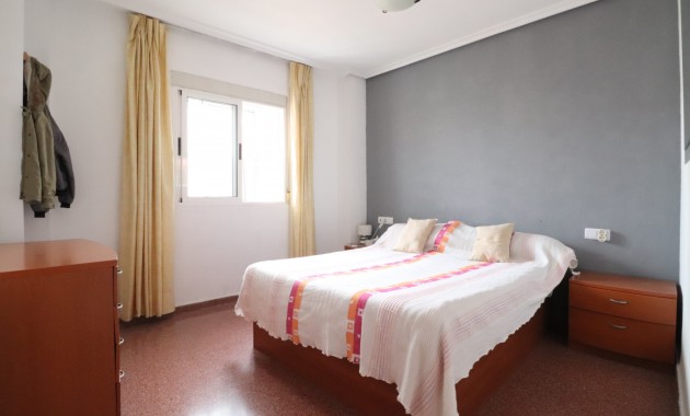 Herverkoop - Appartement / flat -
Torrevieja - Torrevieja - Centre