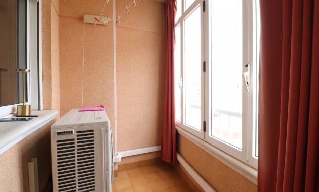 Herverkoop - Appartement / flat -
Torrevieja - Torrevieja - Centre