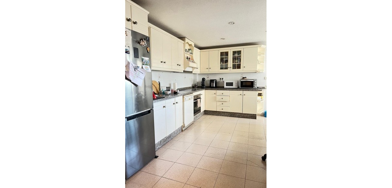 Sale - Duplex -
Torrevieja - Estacion de autobuses