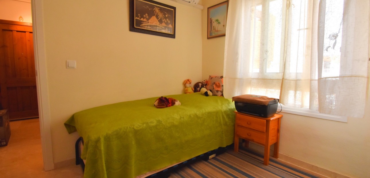 Sale - Apartment / flat -
Orihuela Costa - Playa Flamenca