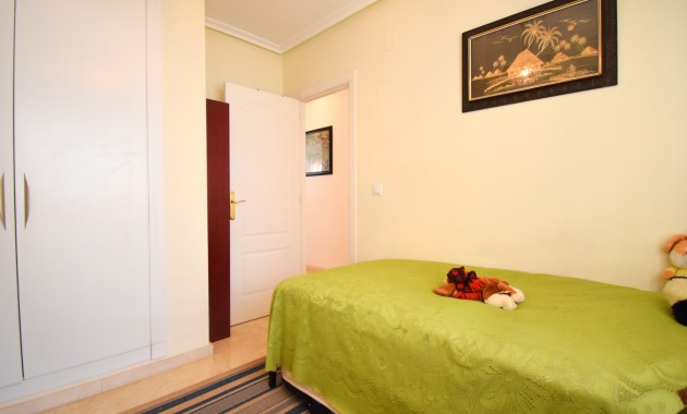 Sale - Apartment / flat -
Orihuela Costa - Playa Flamenca