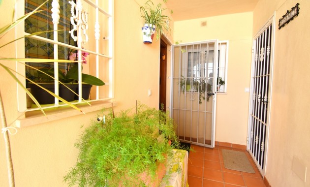 Sale - Apartment / flat -
Orihuela Costa - Playa Flamenca