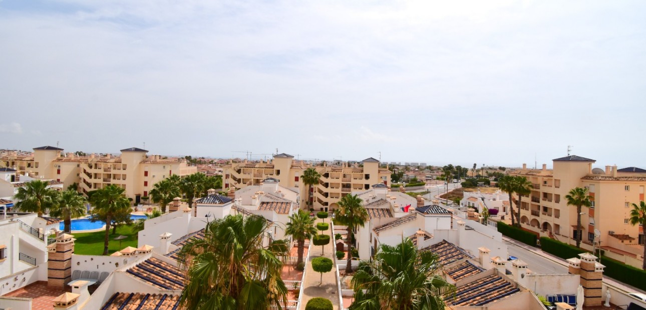 Sale - Apartment / flat -
Orihuela Costa - Playa Flamenca