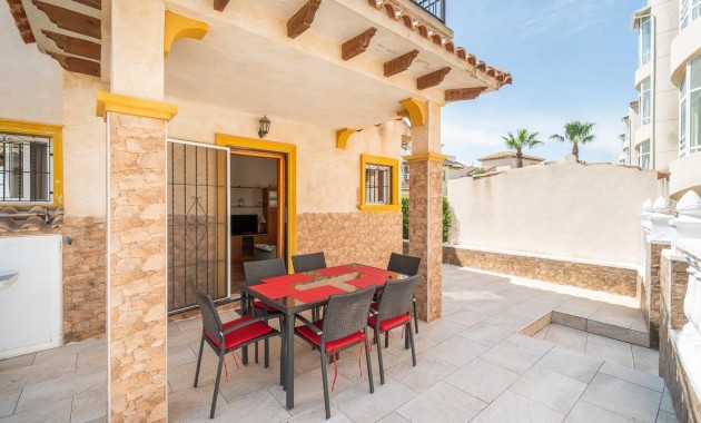 Sale - Villa -
Orihuela Costa - Punta Prima