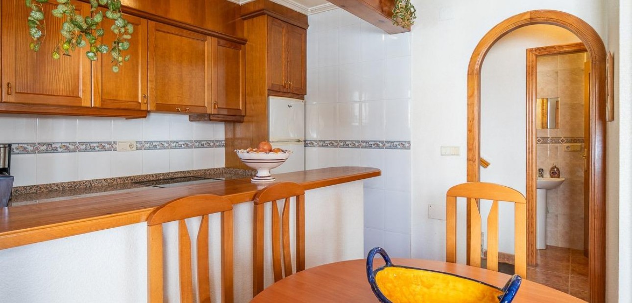 Sale - Villa -
Orihuela Costa - Punta Prima