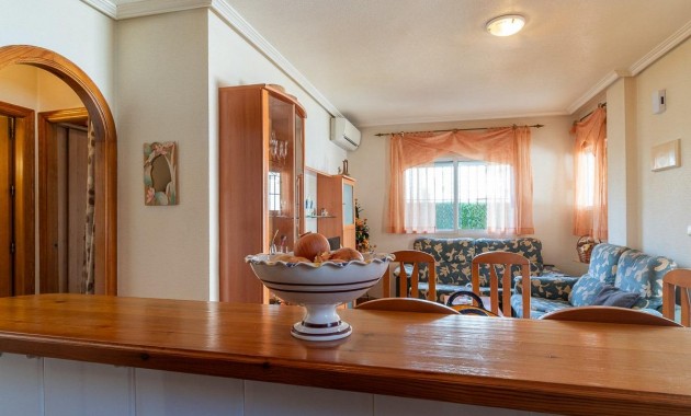 Sale - Villa -
Orihuela Costa - Punta Prima