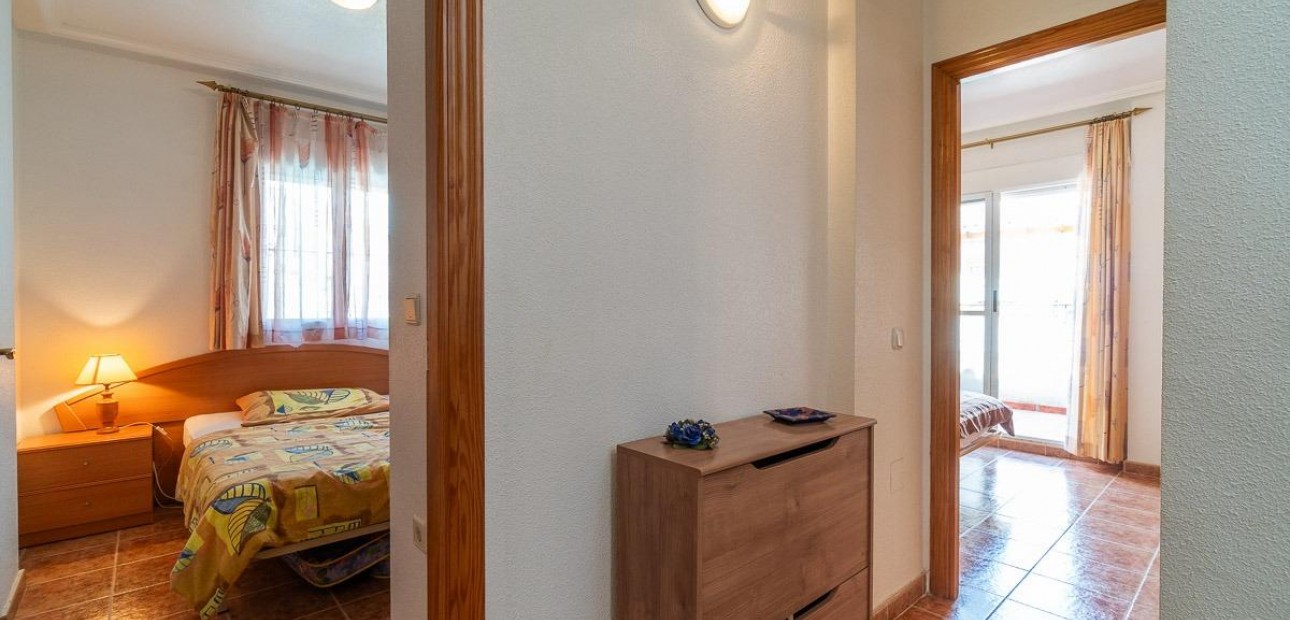 Sale - Villa -
Orihuela Costa - Punta Prima