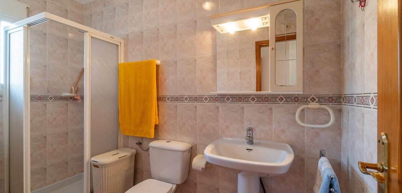 Sale - Villa -
Orihuela Costa - Punta Prima