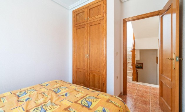 Sale - Villa -
Orihuela Costa - Punta Prima