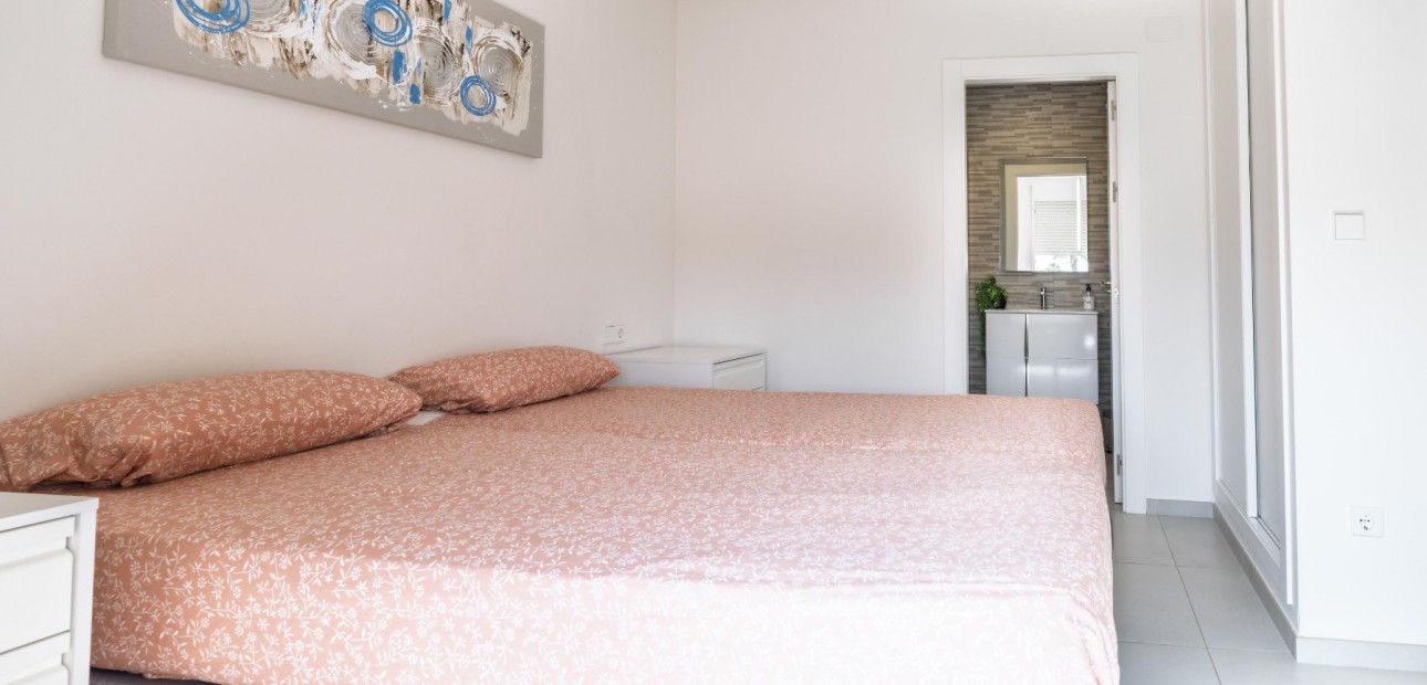 Sale - Quad House -
Torrevieja - Aguas Nuevas