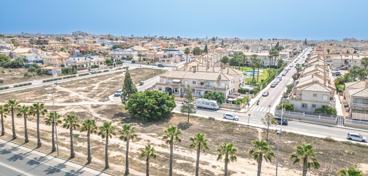 Sale - Quad House -
Torrevieja - Aguas Nuevas