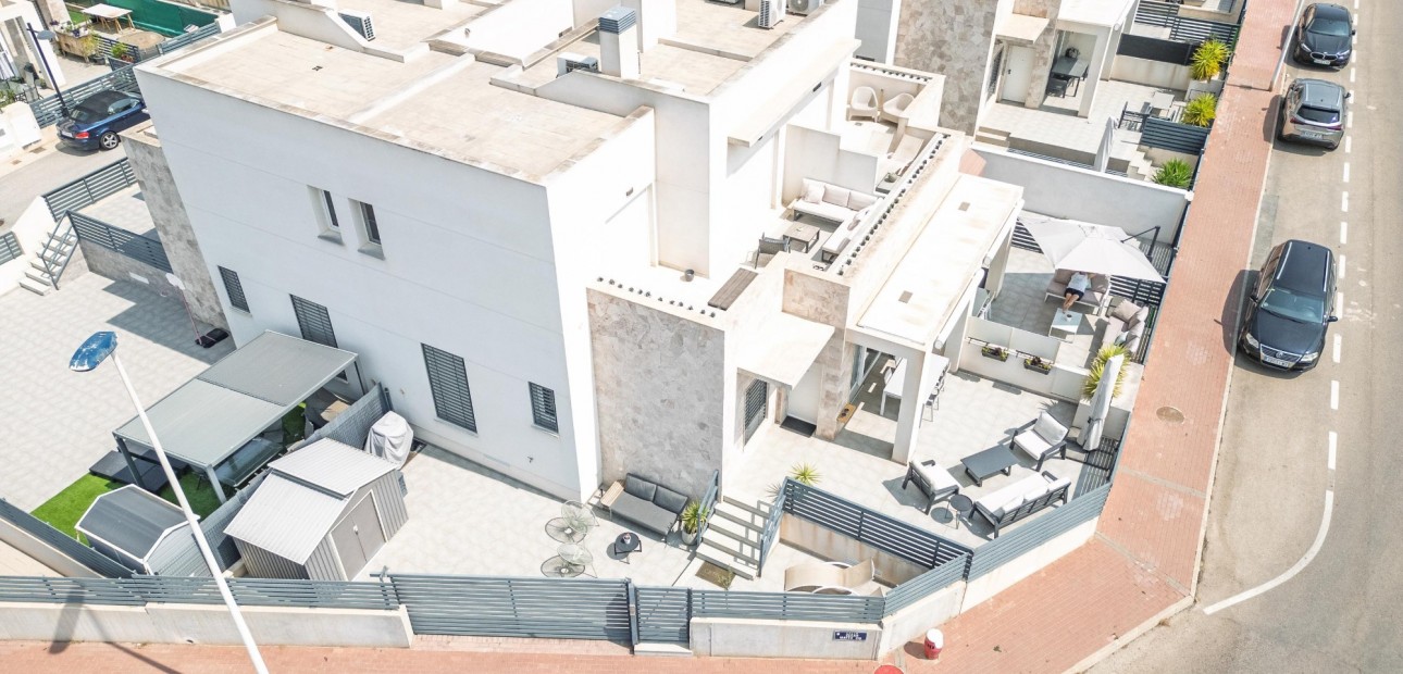 Sale - Quad House -
Torrevieja - Aguas Nuevas