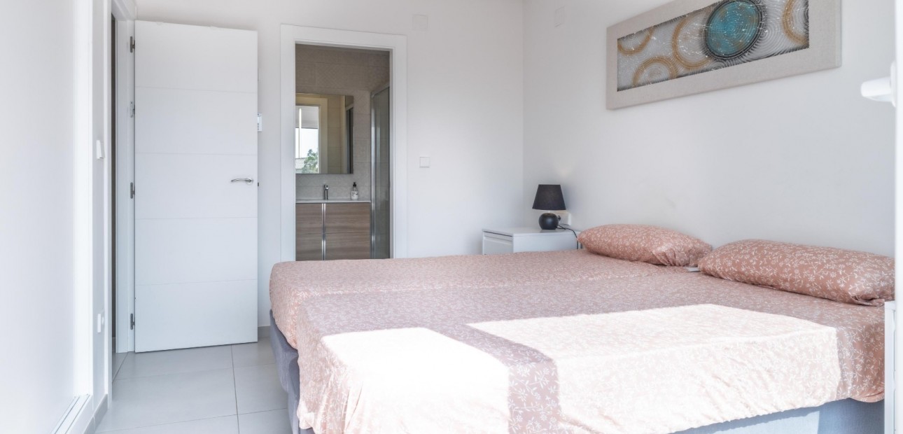 Sale - Quad House -
Torrevieja - Aguas Nuevas