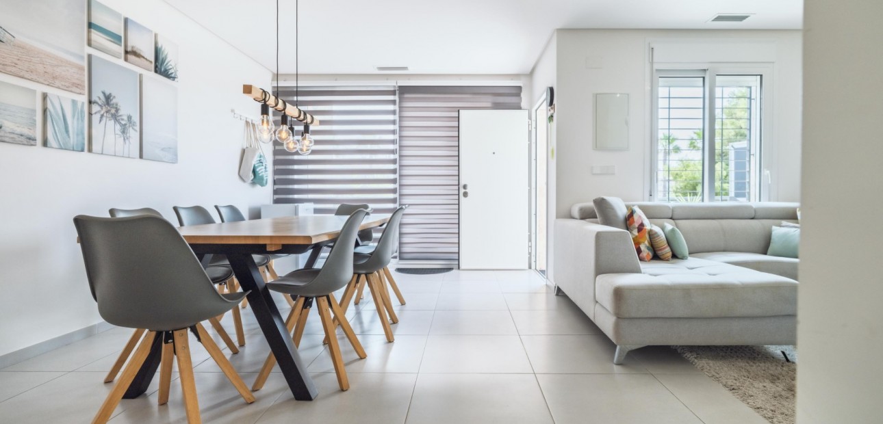Sale - Quad House -
Torrevieja - Aguas Nuevas