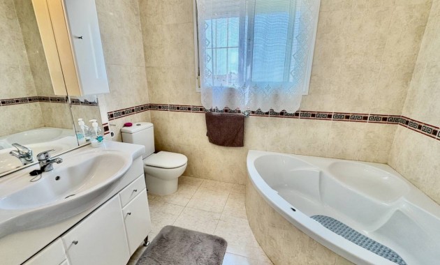 Herverkoop - Villa -
Ciudad Quesada