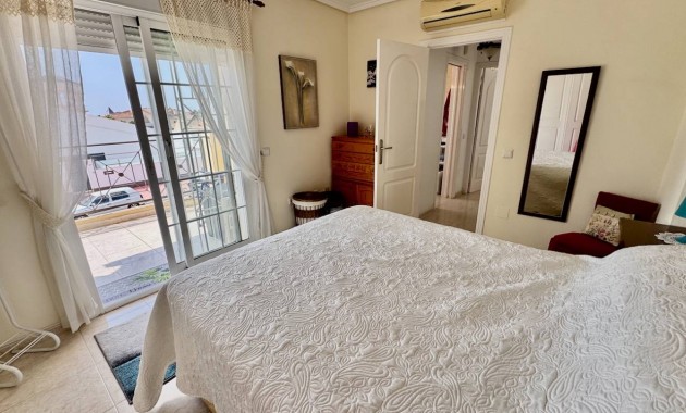 Herverkoop - Villa -
Ciudad Quesada