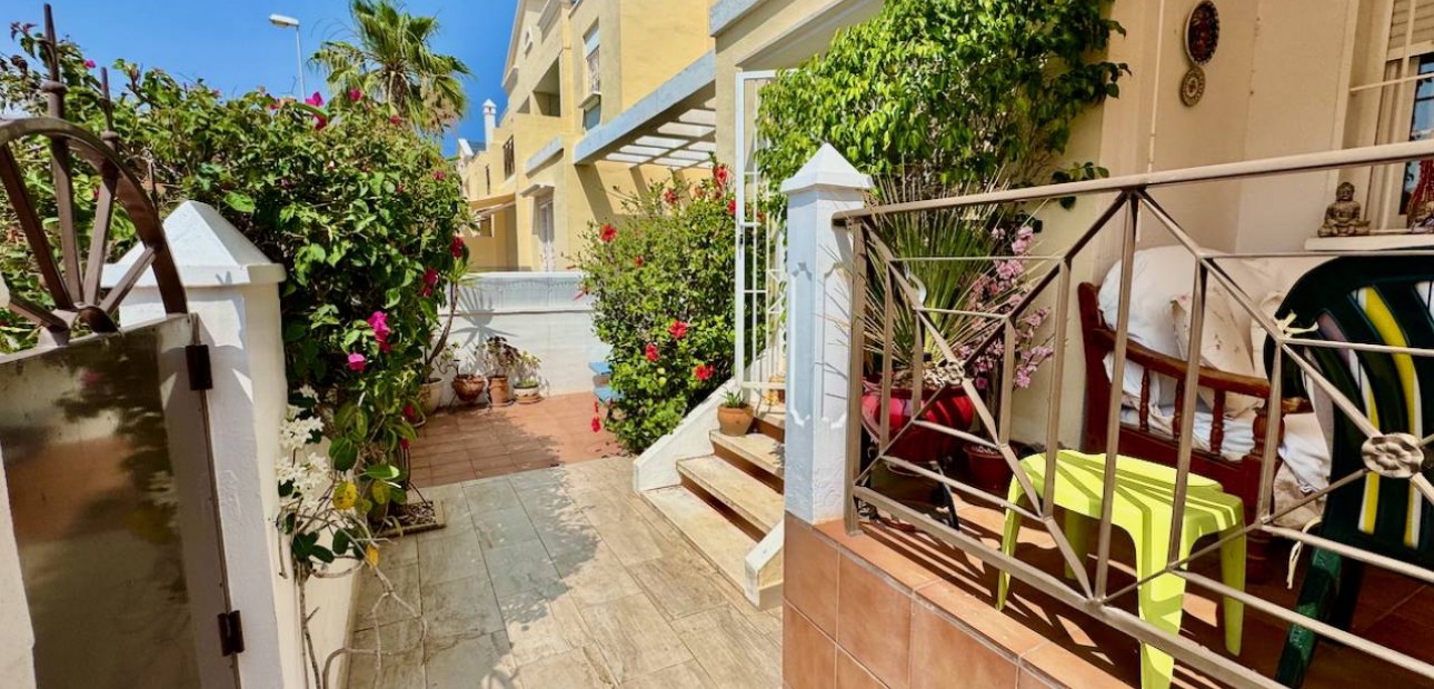 Herverkoop - Villa -
Ciudad Quesada