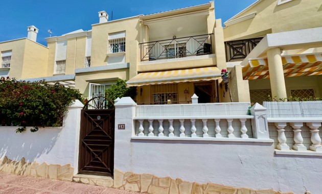 Herverkoop - Villa -
Ciudad Quesada