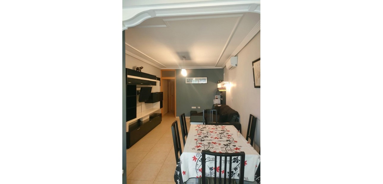 Sale - Bungalow -
Torrevieja - Nueva Torrevieja