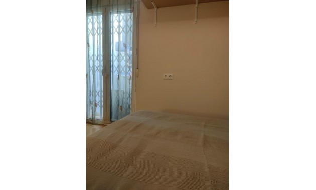 Sale - Bungalow -
Torrevieja - Nueva Torrevieja