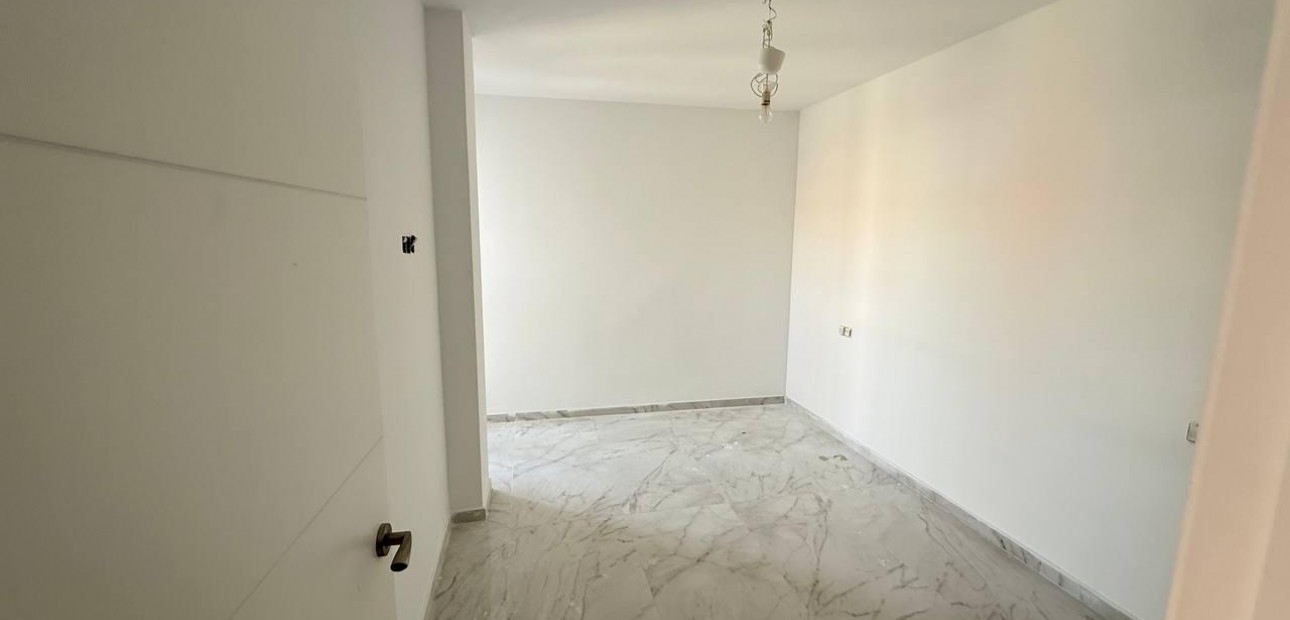 Sale - Penthouse -
Torrevieja - Acequion