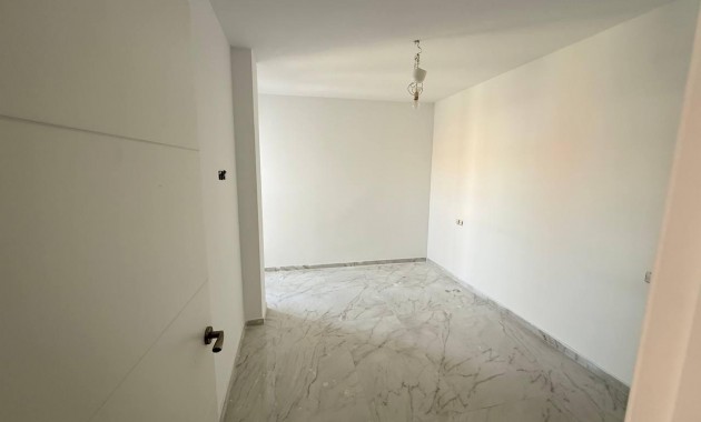 Sale - Penthouse -
Torrevieja - Acequion