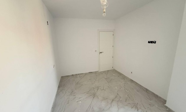 Sale - Penthouse -
Torrevieja - Acequion