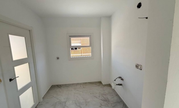 Sale - Penthouse -
Torrevieja - Acequion