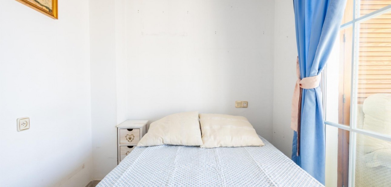 Sale - Apartment / flat -
Torrevieja - Acequion
