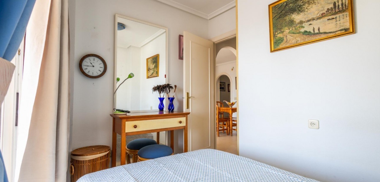 Sale - Apartment / flat -
Torrevieja - Acequion