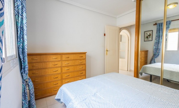 Sale - Apartment / flat -
Torrevieja - Acequion