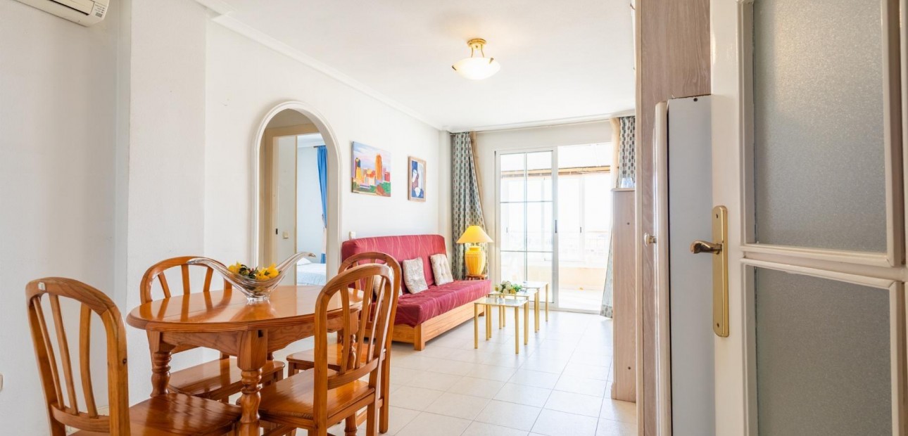 Sale - Apartment / flat -
Torrevieja - Acequion