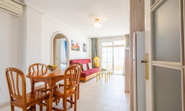 Sale - Apartment / flat -
Torrevieja - Acequion