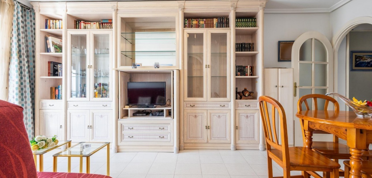 Sale - Apartment / flat -
Torrevieja - Acequion