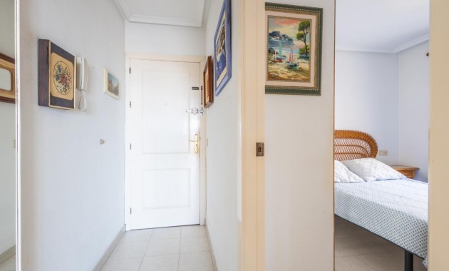 Sale - Apartment / flat -
Torrevieja - Acequion