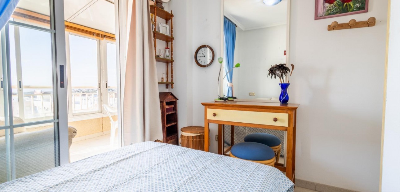 Sale - Apartment / flat -
Torrevieja - Acequion
