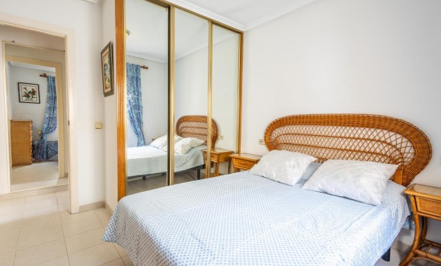 Sale - Apartment / flat -
Torrevieja - Acequion