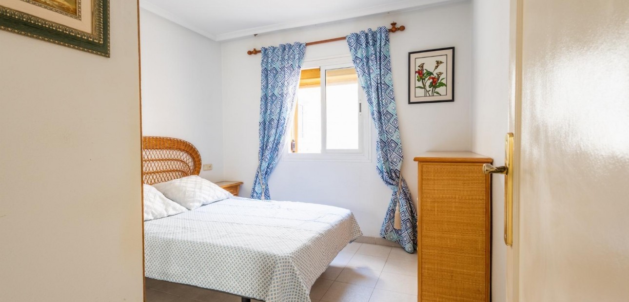 Sale - Apartment / flat -
Torrevieja - Acequion