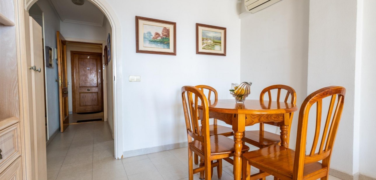 Sale - Apartment / flat -
Torrevieja - Acequion