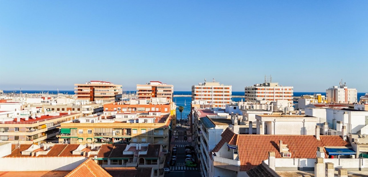Sale - Apartment / flat -
Torrevieja - Acequion