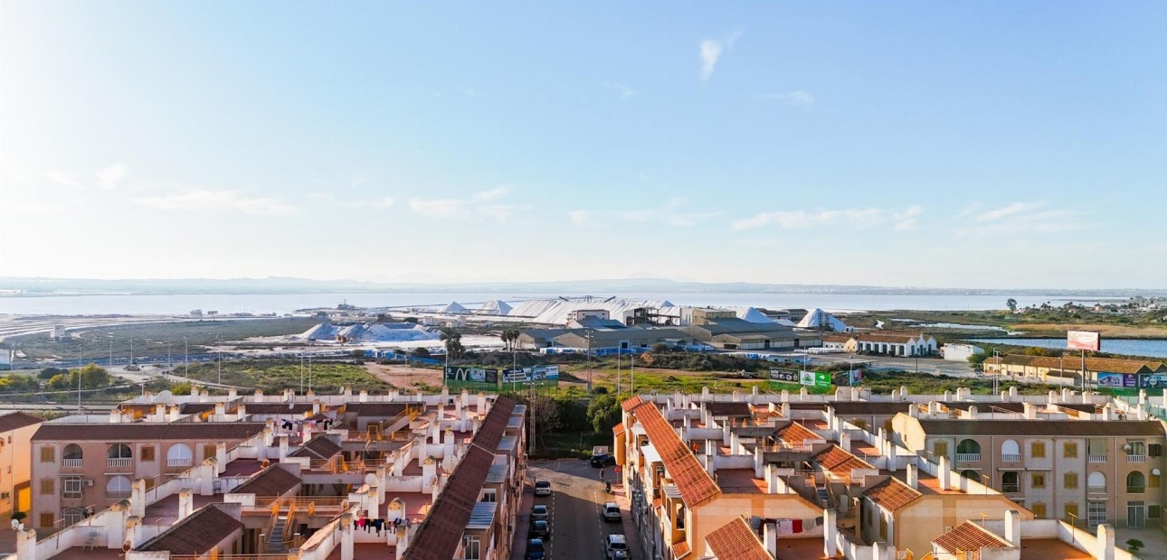 Sale - Apartment / flat -
Torrevieja - Acequion