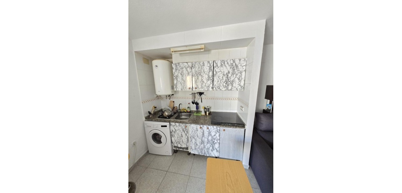 Sale - Apartment / flat -
Torrevieja - torrevieja