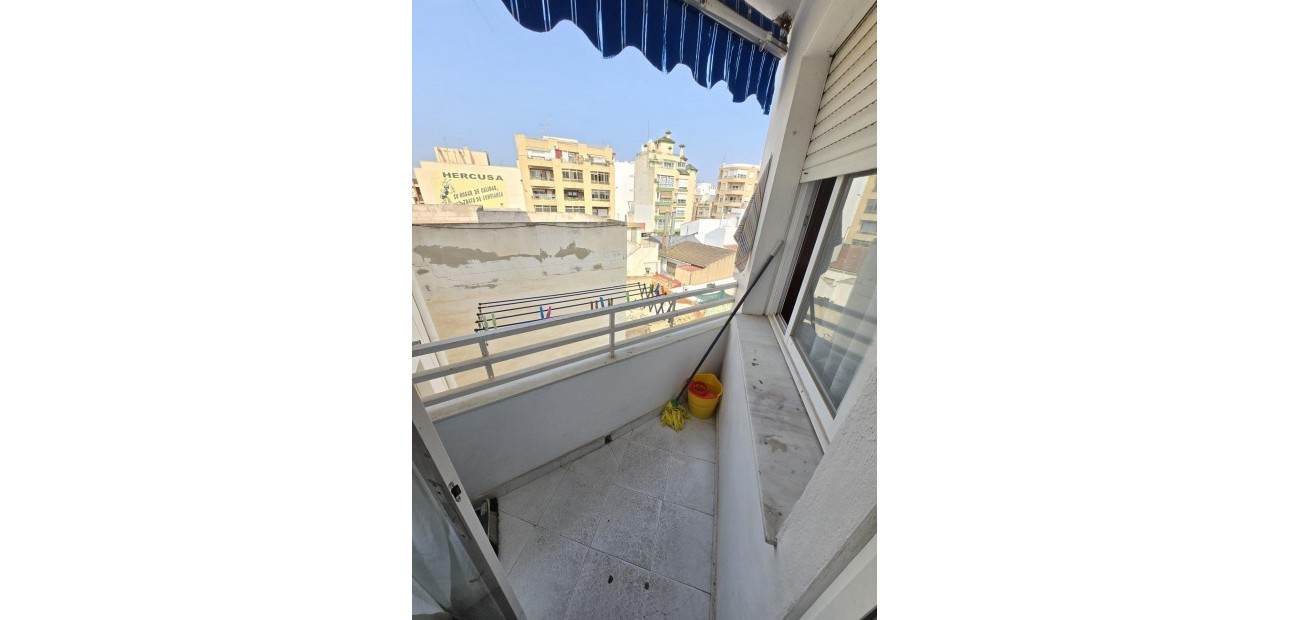 Sale - Apartment / flat -
Torrevieja - torrevieja