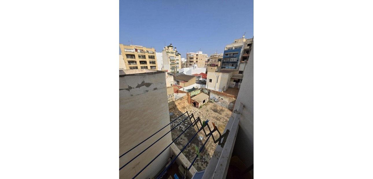 Sale - Apartment / flat -
Torrevieja - torrevieja