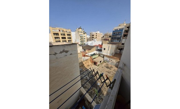 Sale - Apartment / flat -
Torrevieja - torrevieja