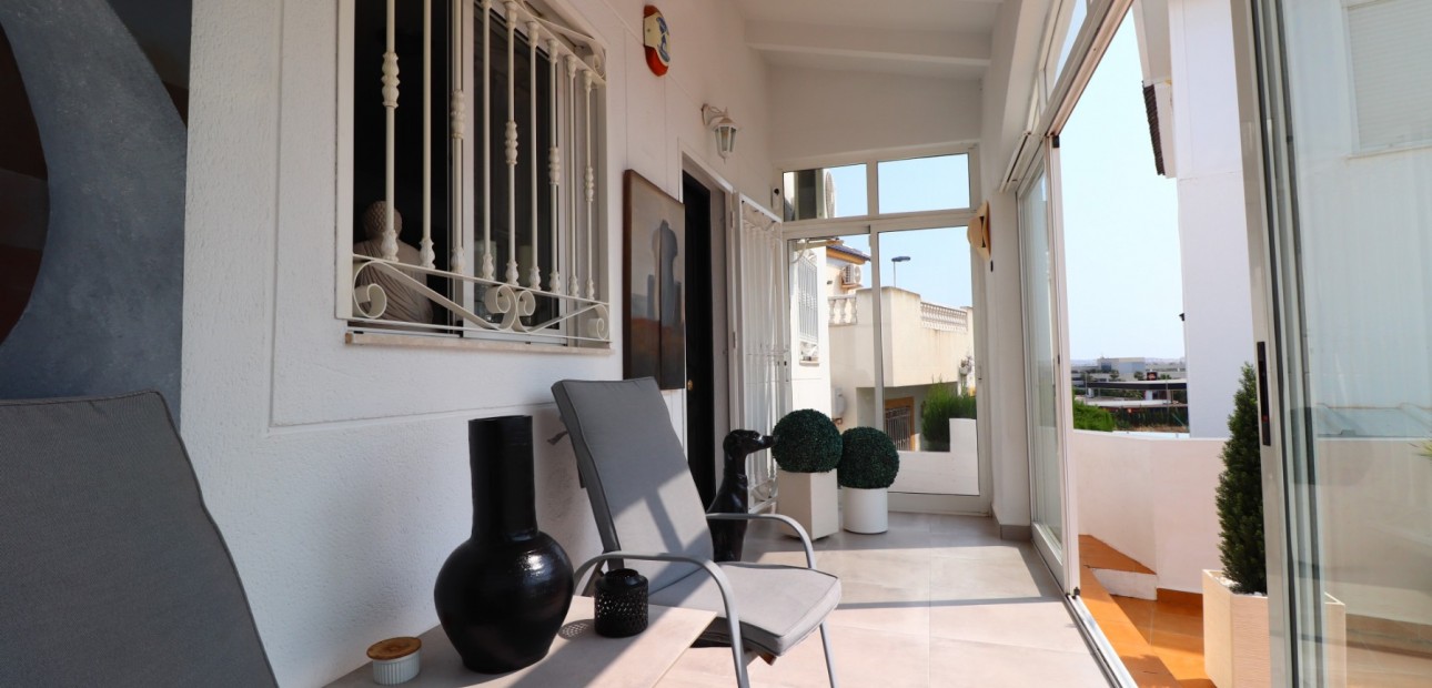 Sale - Detached Villa -
Orihuela Costa - Los Balcones
