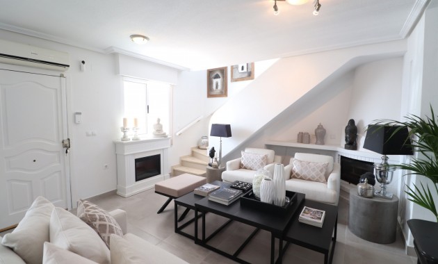 Sale - Detached Villa -
Orihuela Costa - Los Balcones