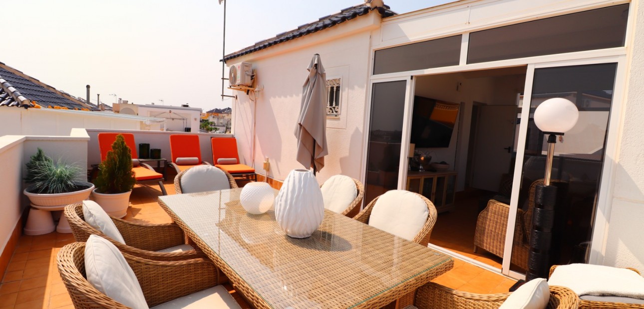 Sale - Detached Villa -
Orihuela Costa - Los Balcones