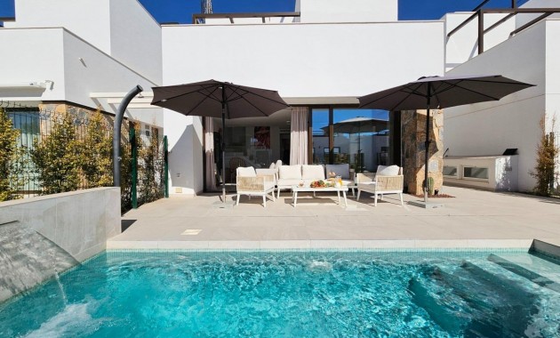 Venta - Villa -
Los Alcázares - Dolores de Pacheco-Santa Rosalía