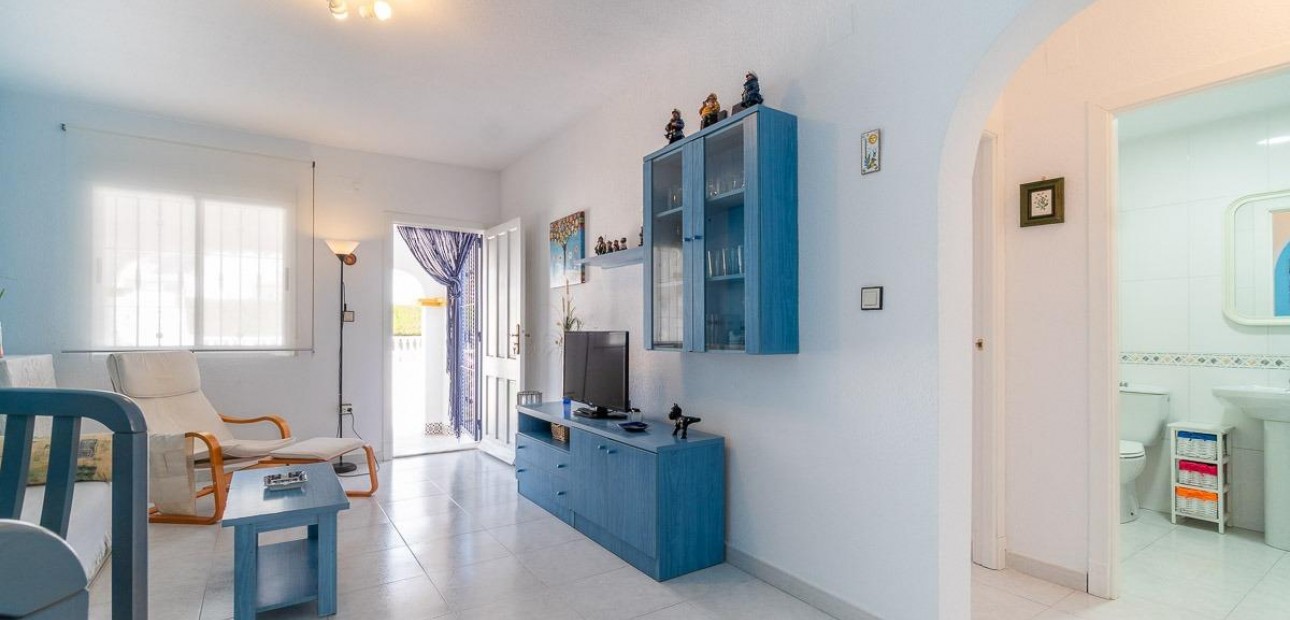 Venta - Bungalow -
Orihuela Costa - La Florida